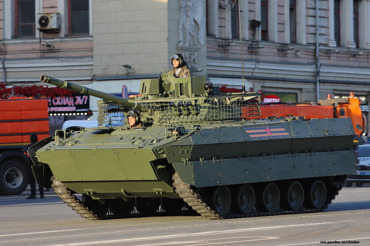 Borbeno oklopno vozilo padobranaca BMD-4